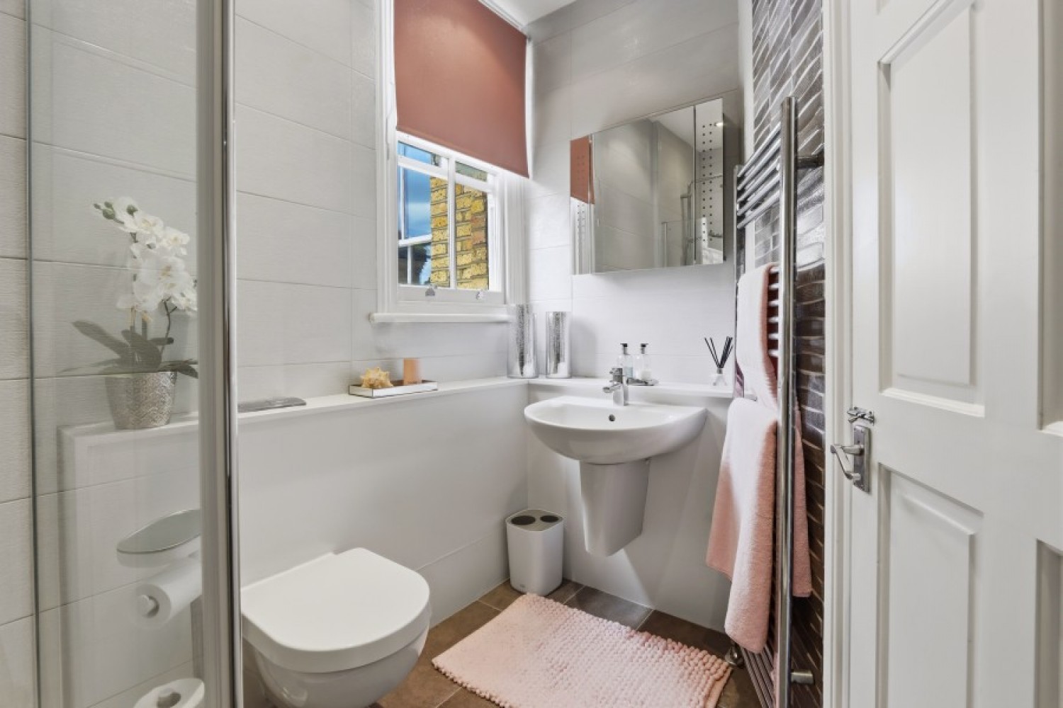 ASHURST ROAD, NORTH FINCHLEY, N12