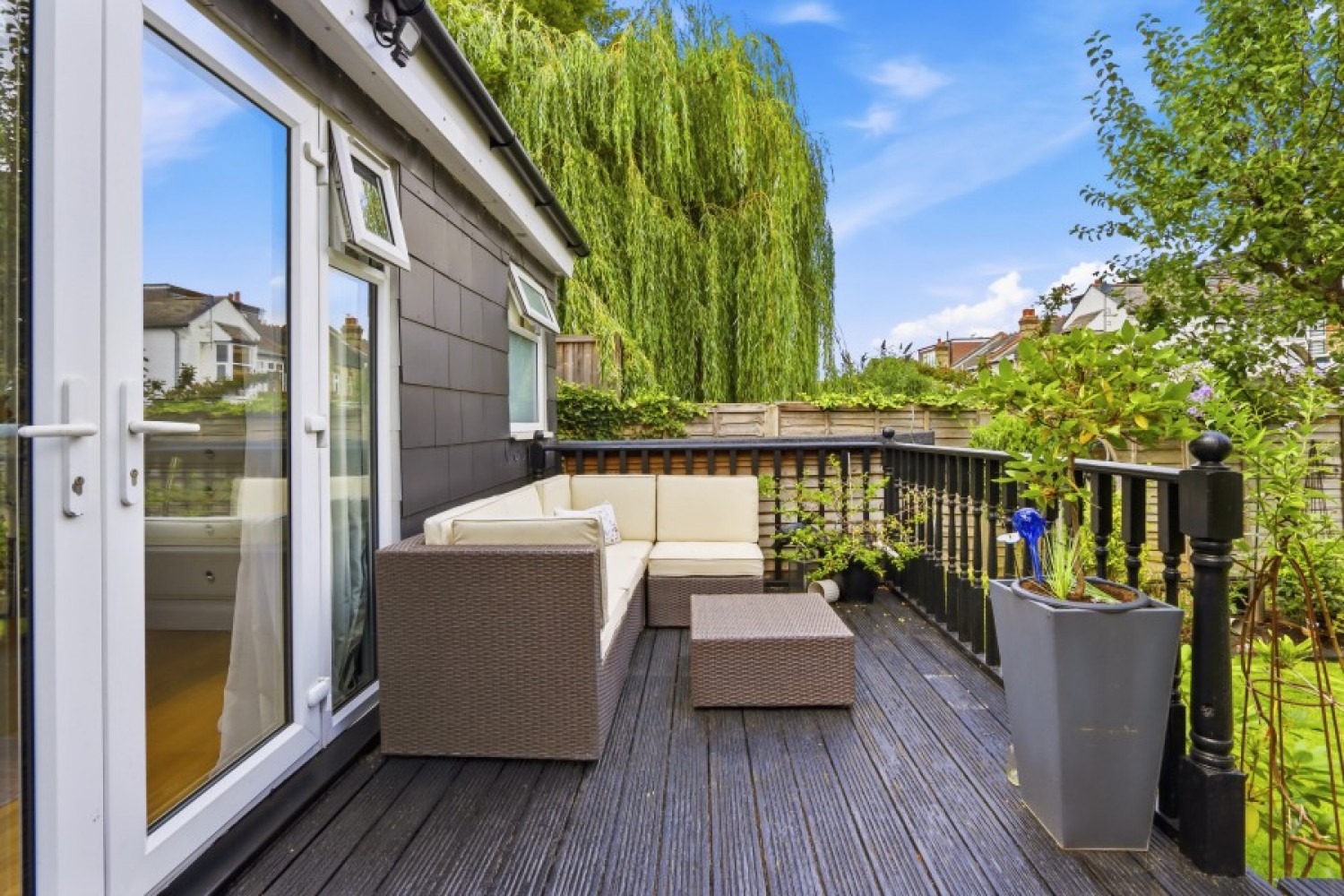 ASHURST ROAD, NORTH FINCHLEY, N12