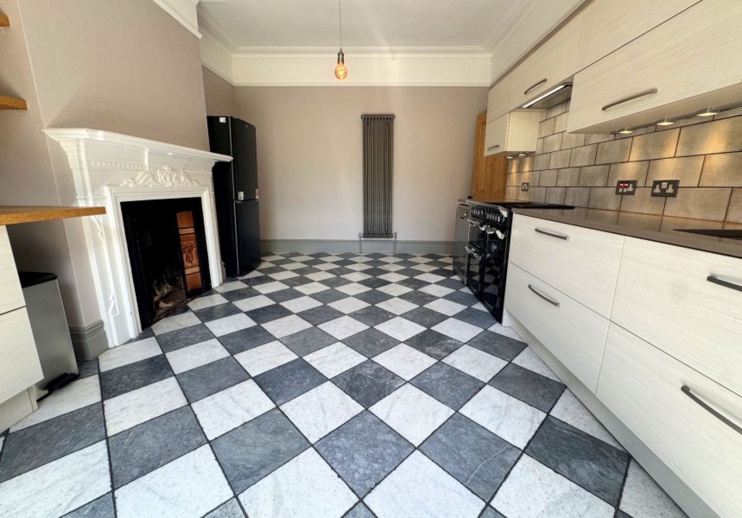 Dollis Road, Finchley, N3