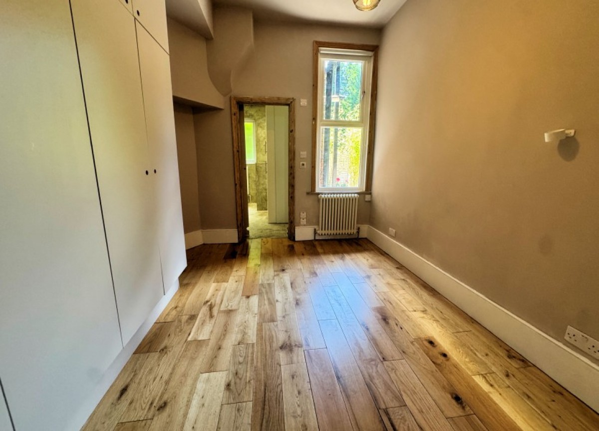 Dollis Road, Finchley, N3