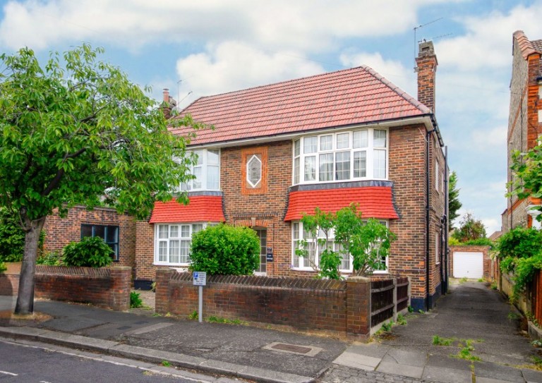 AVENUE COURT, PARK AVE, FINCHLEY, N3