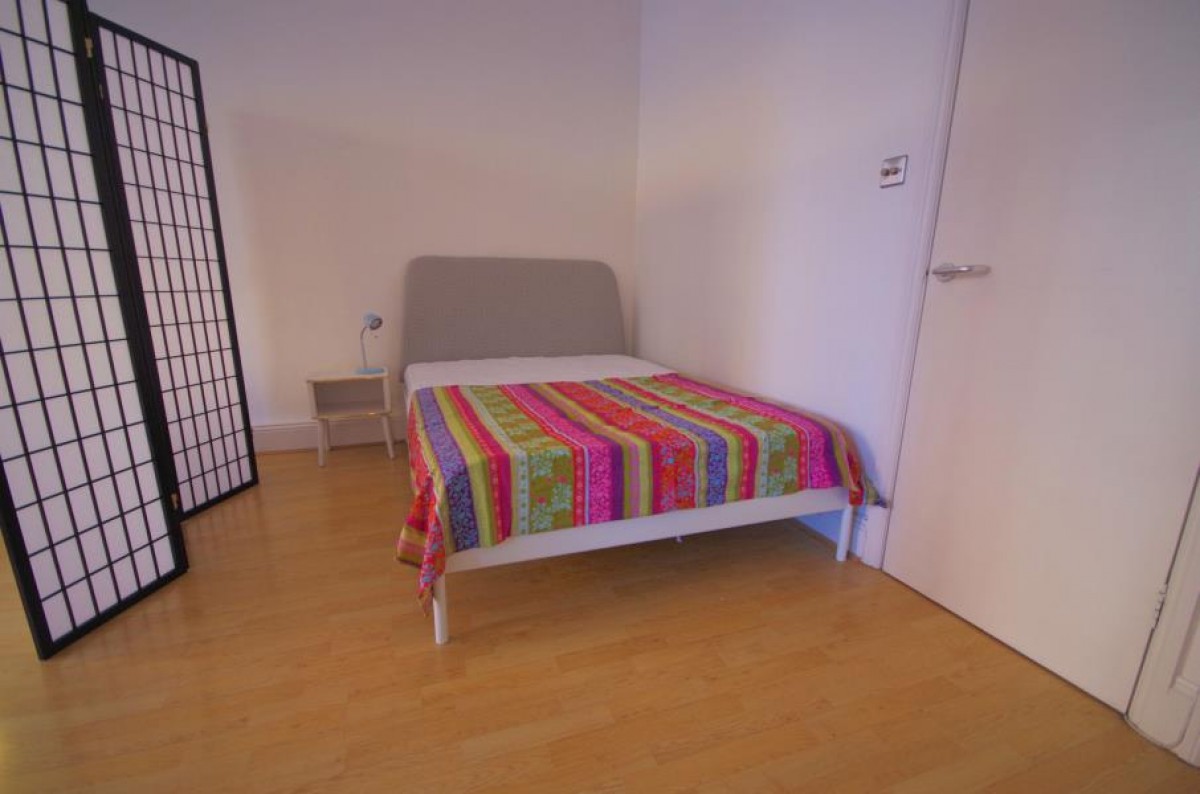 ST LEONARDS MEWS, HOXTON STEET, N1