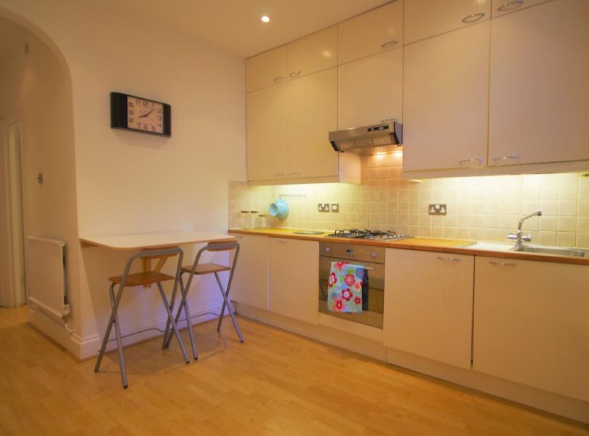 ST LEONARDS MEWS, HOXTON STEET, N1