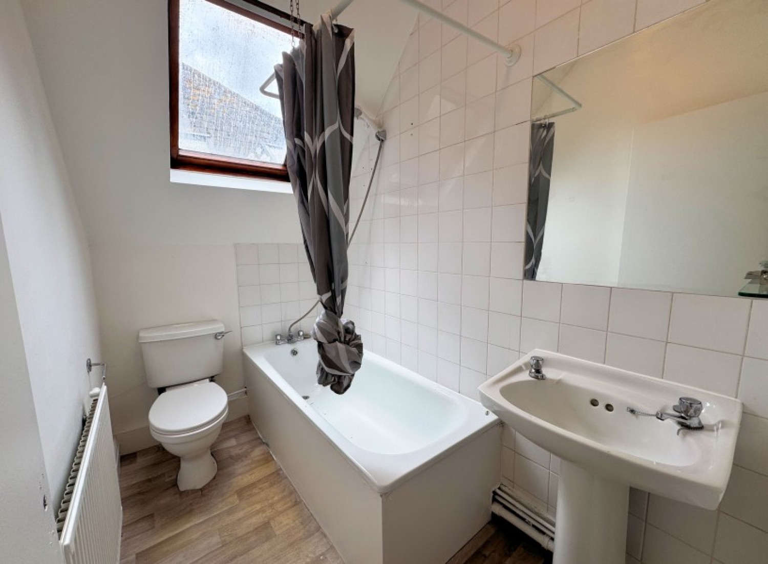 BALLARDS LANE, FINCHLEY, N3