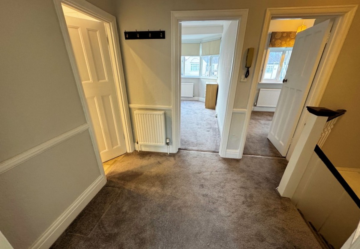 THE GROVE, GOLDERS GREEN, NW11