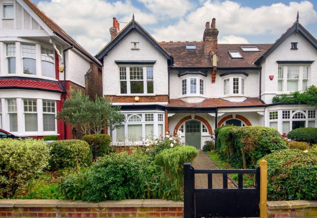 ETCHINGHAM PARK ROAD, FINCHLEY, N3