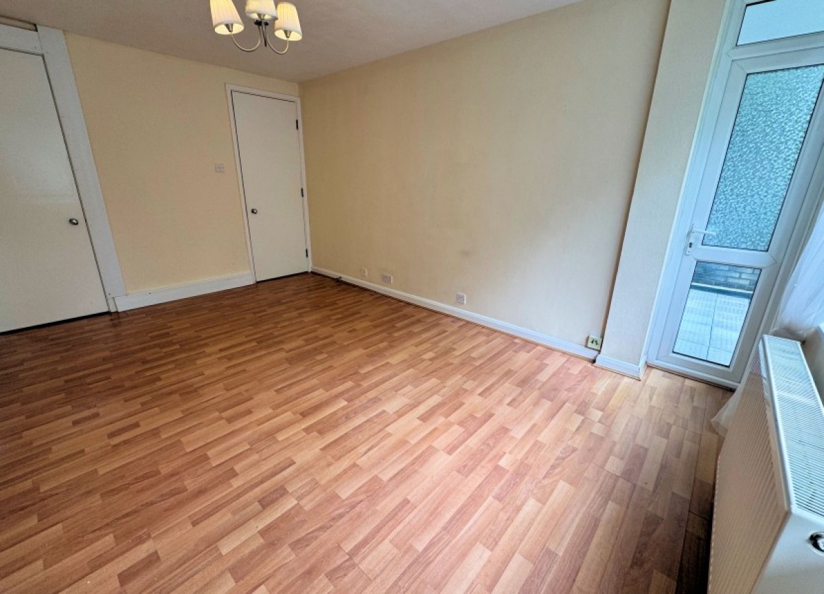 ASHBOURNE CLOSE, WOODSIDE PARK, N12