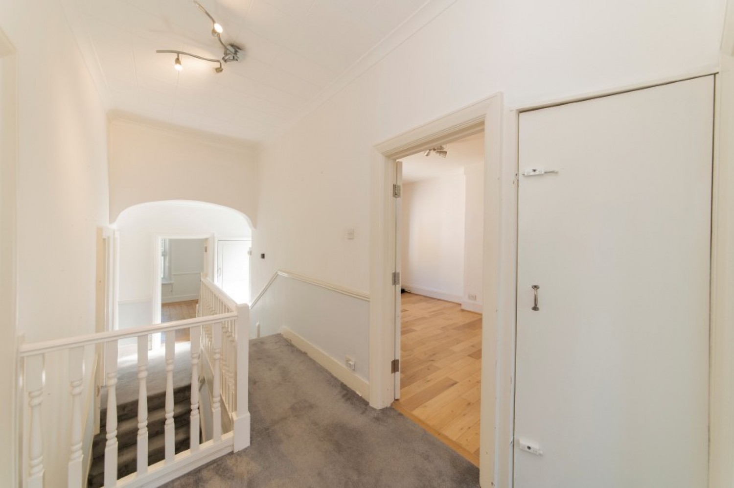 REDBOURNE AVENUE, FINCHLEY, N3