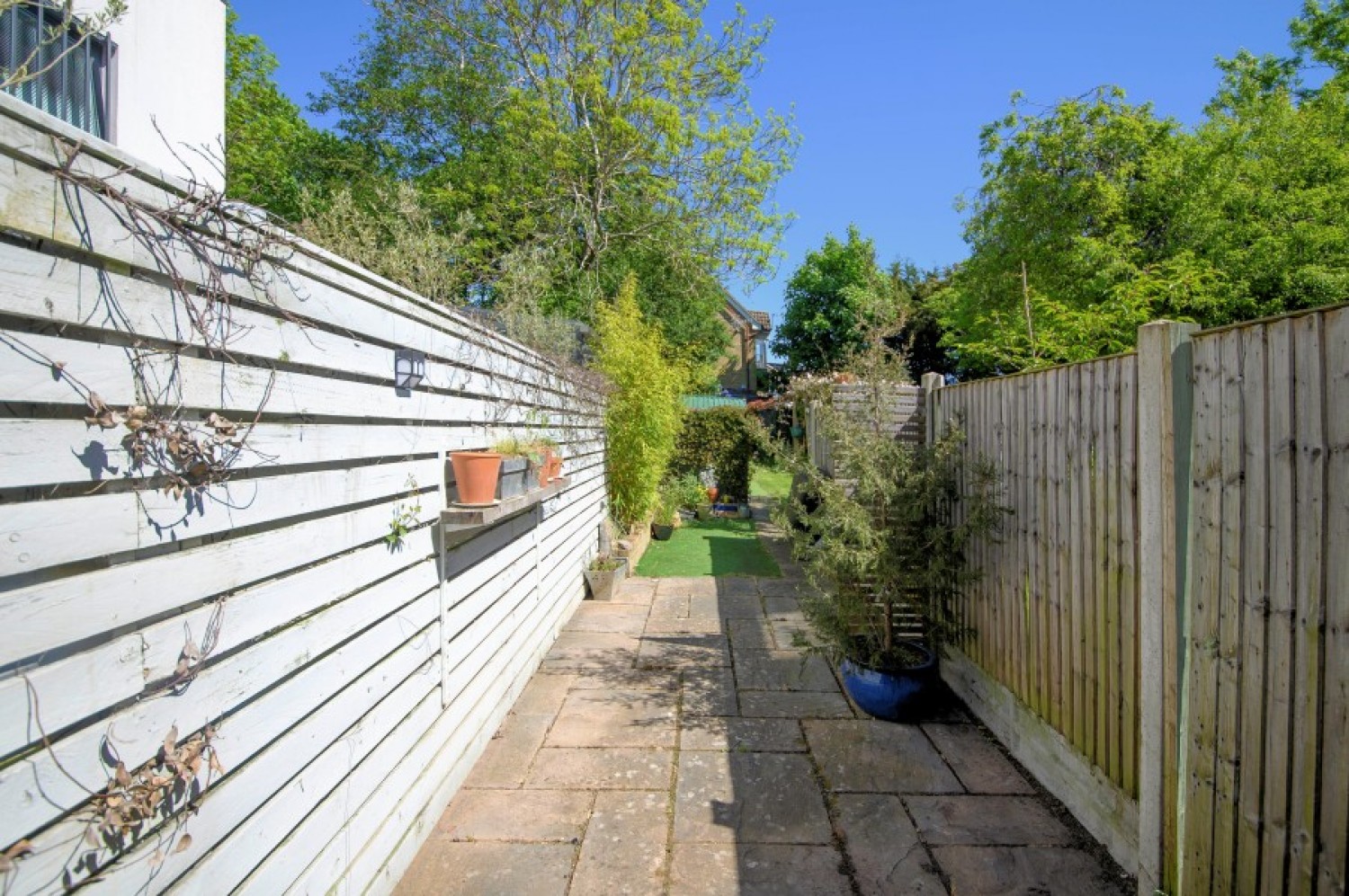 REDBOURNE AVENUE, FINCHLEY, N3