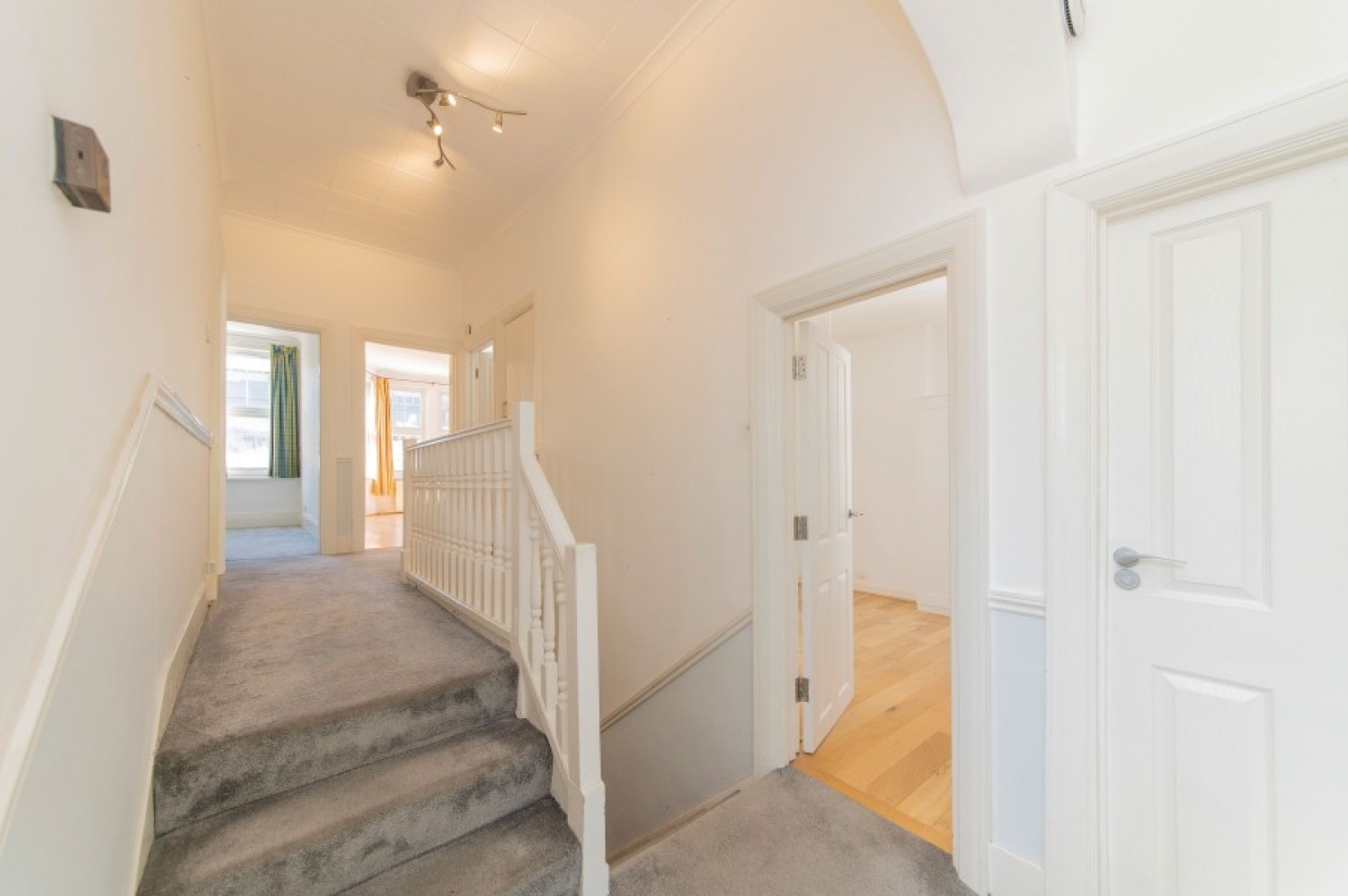REDBOURNE AVENUE, FINCHLEY, N3
