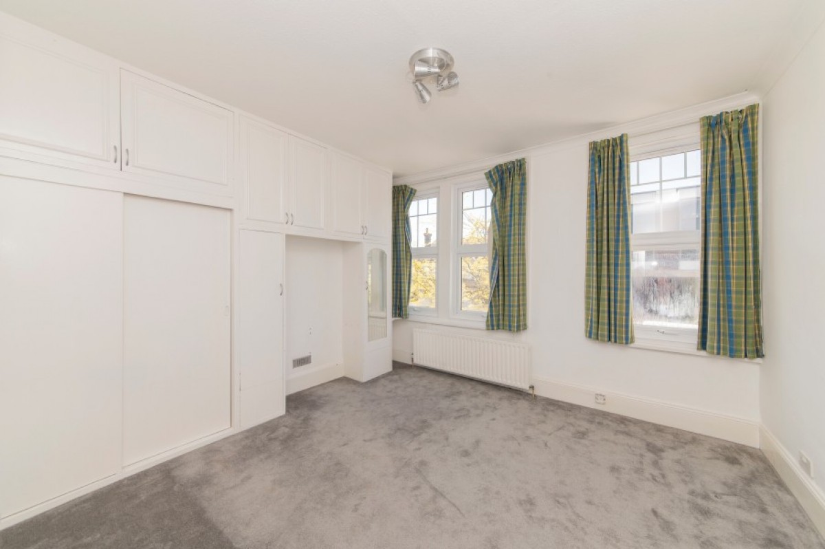 REDBOURNE AVENUE, FINCHLEY, N3
