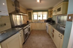 Hermitage Drive, Woodmancote, Dursley