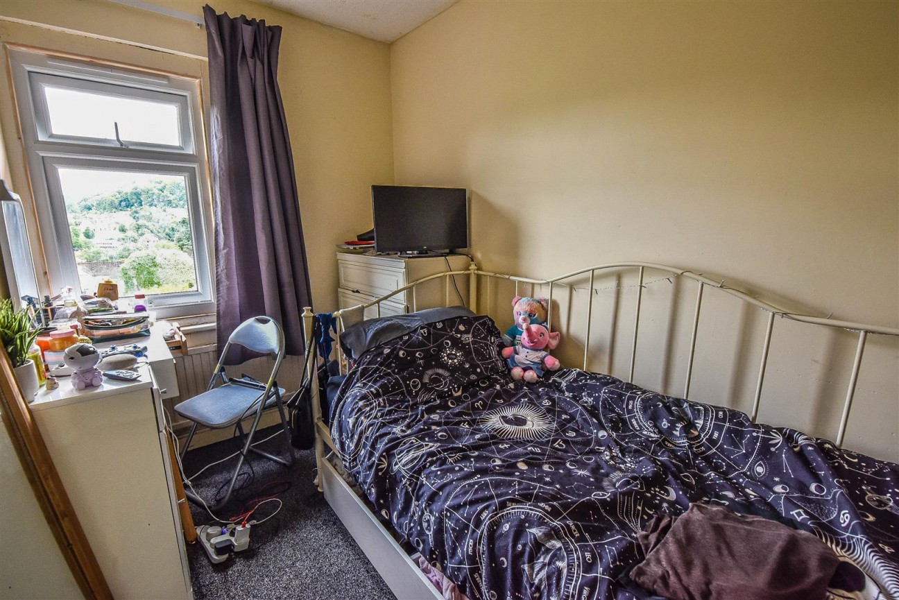 49 Garden Suburb, Dursley