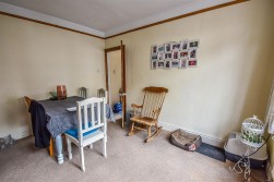 49 Garden Suburb, Dursley