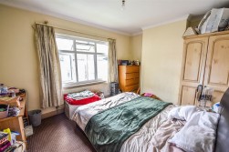 49 Garden Suburb, Dursley