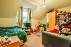 Brownings Lane, Dursley