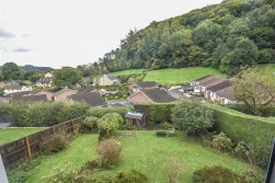 Five Acres, Dursley