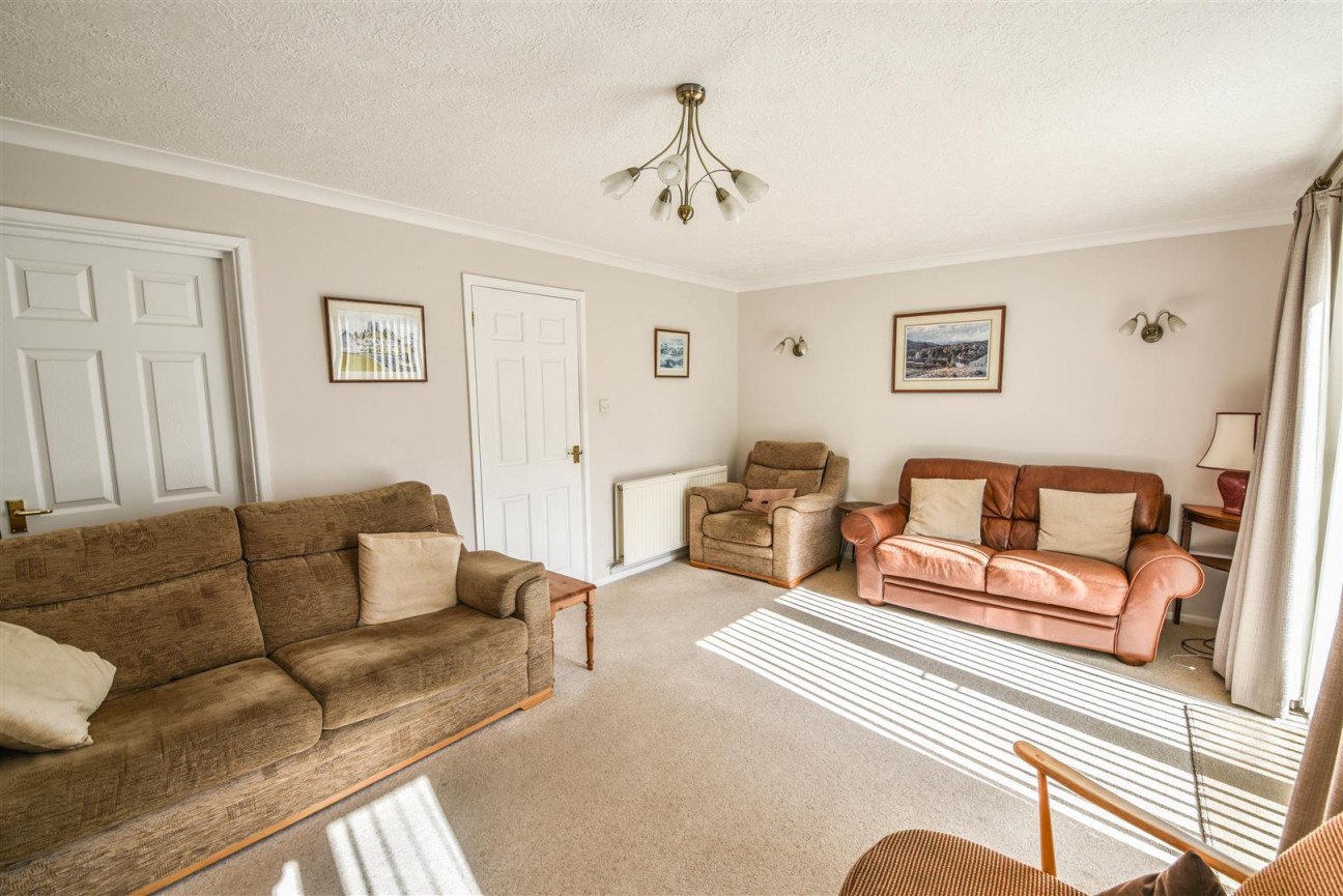 Woodfield Road, Dursley