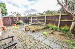 Woodfield Road, Dursley