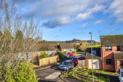30 Reine Barnes Close, Dursley