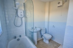 30 Reine Barnes Close, Dursley