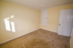 30 Reine Barnes Close, Dursley