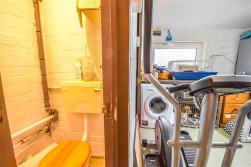 Draycott Crescent, Cam, Dursley