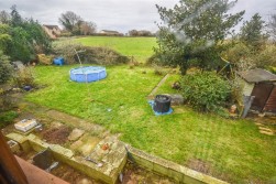 Draycott Crescent, Cam, Dursley