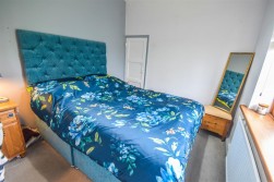 Draycott Crescent, Cam, Dursley