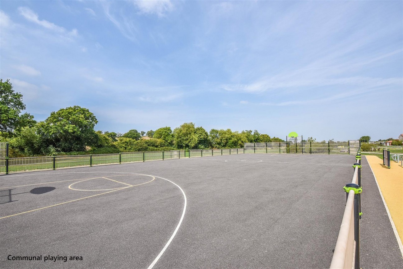 Selman Drive, Falfield