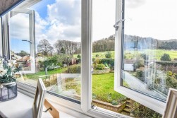Broadmere Close, Dursley