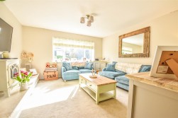 Broadmere Close, Dursley