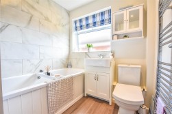 Broadmere Close, Dursley