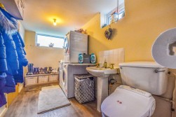 Broadmere Close, Dursley