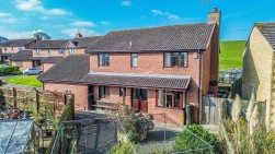 Spark Hill, Cam, Dursley