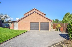 Spark Hill, Cam, Dursley