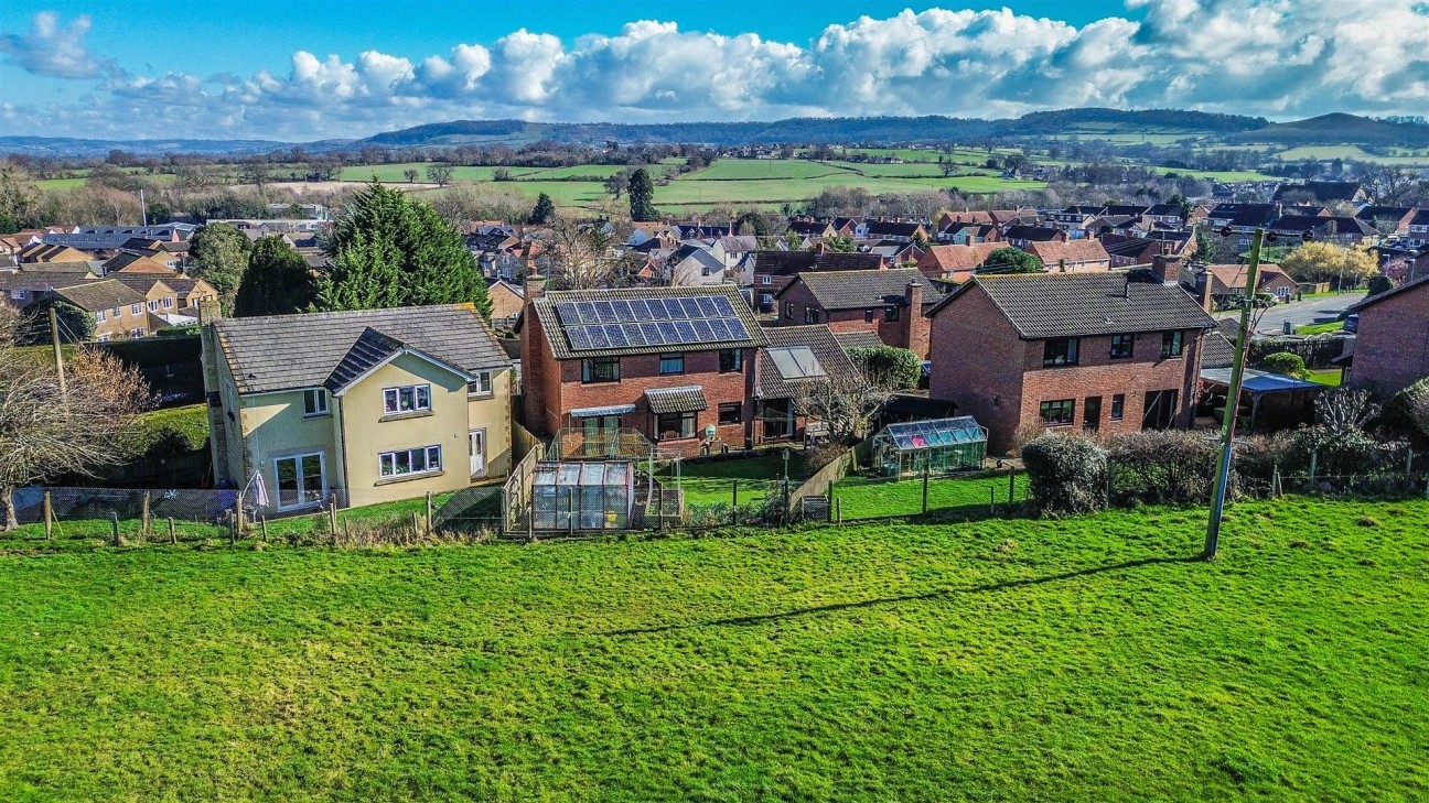 Spark Hill, Cam, Dursley