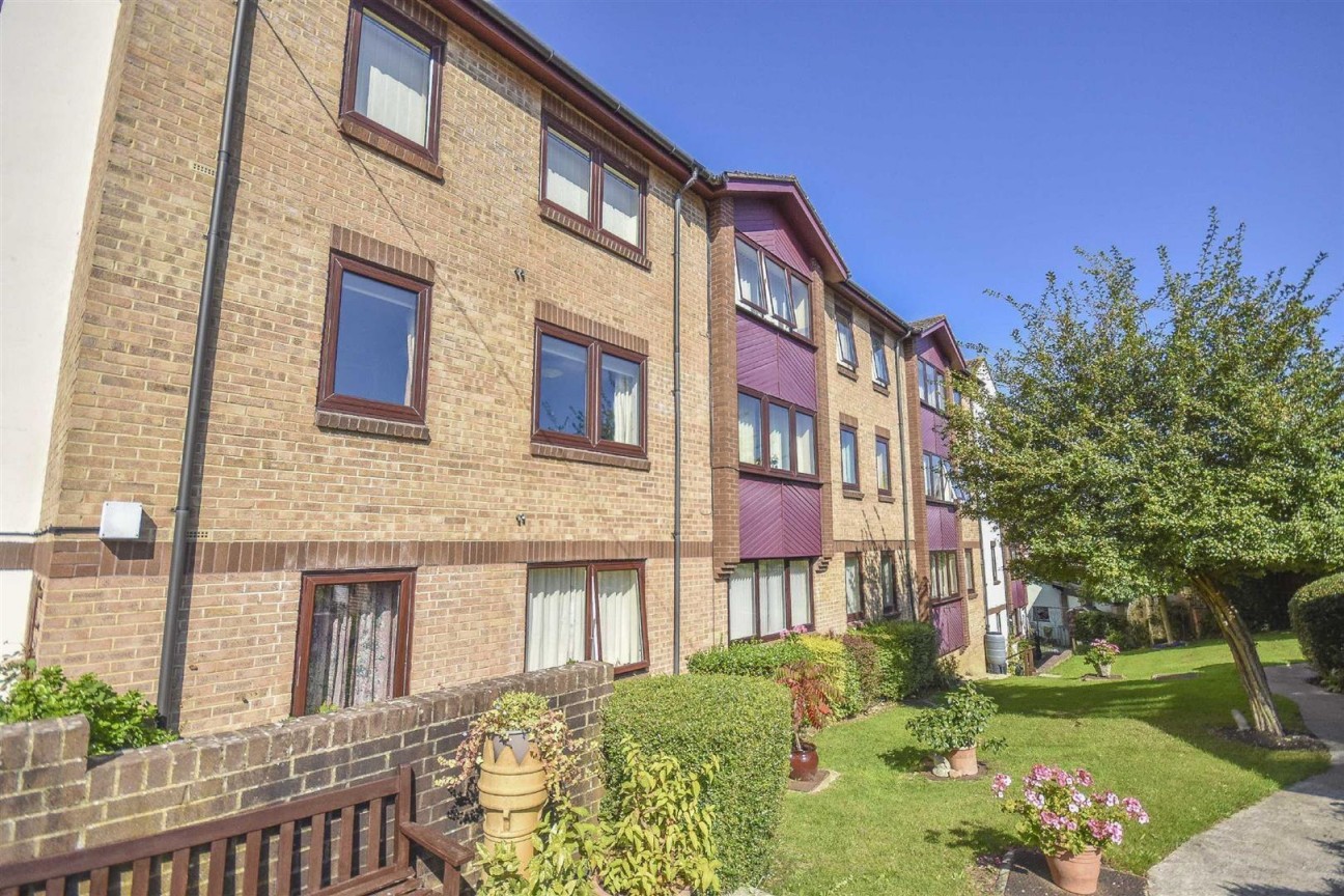 Henlow Drive, Dursley