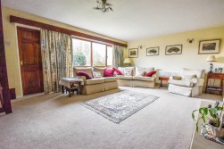 Kingshill Road, Dursley