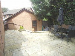 Shutehay Drive, Cam