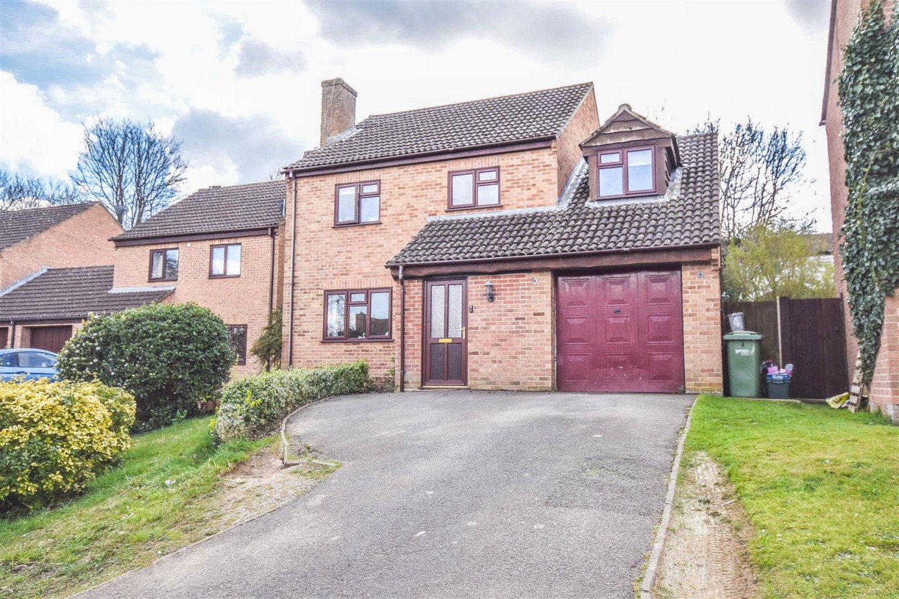 High Furlong, Cam, Dursley