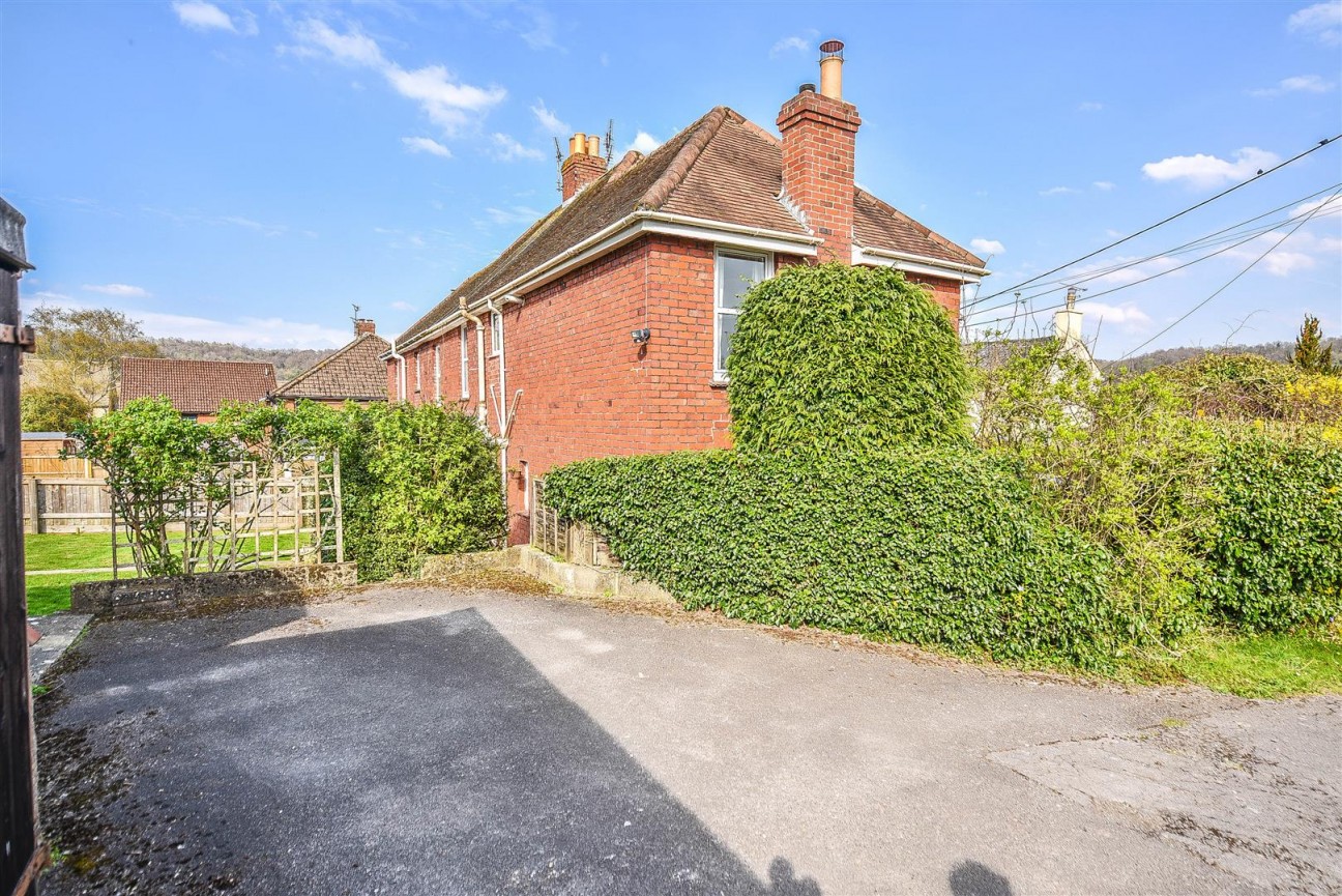 Venns Acre, Wotton-under-Edge