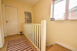 Delkin Road, Cam