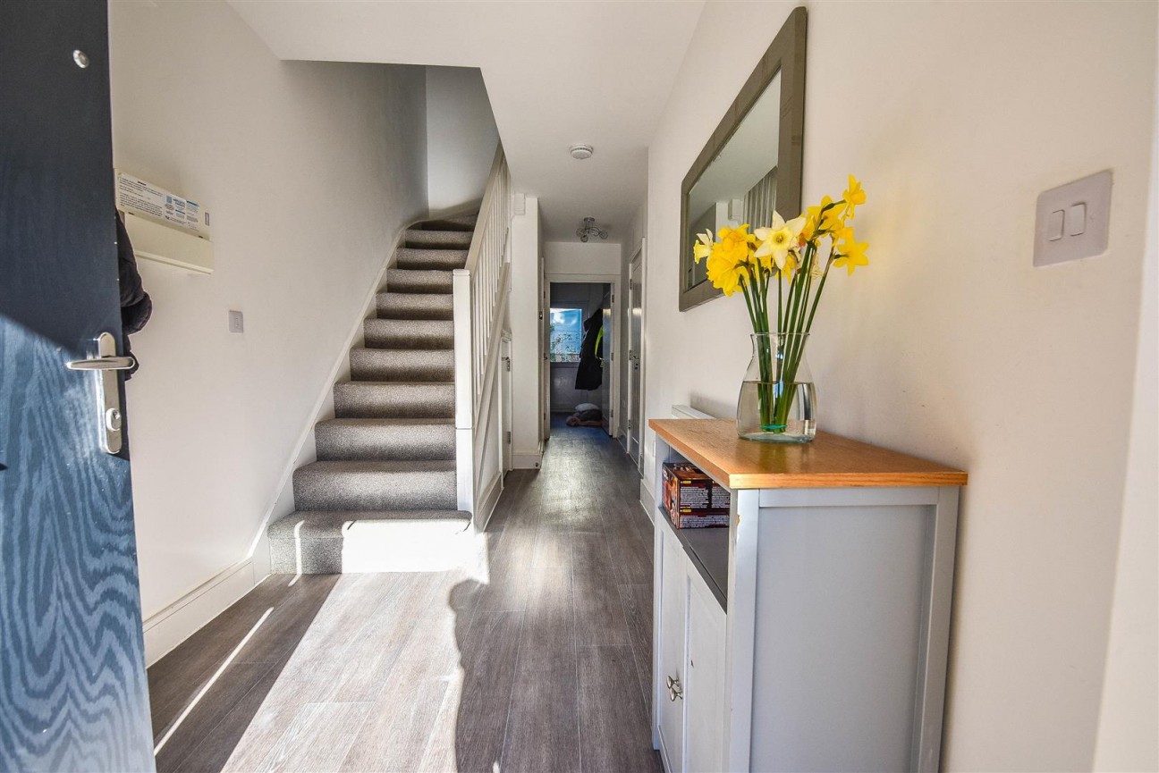 Lister Road, Dursley