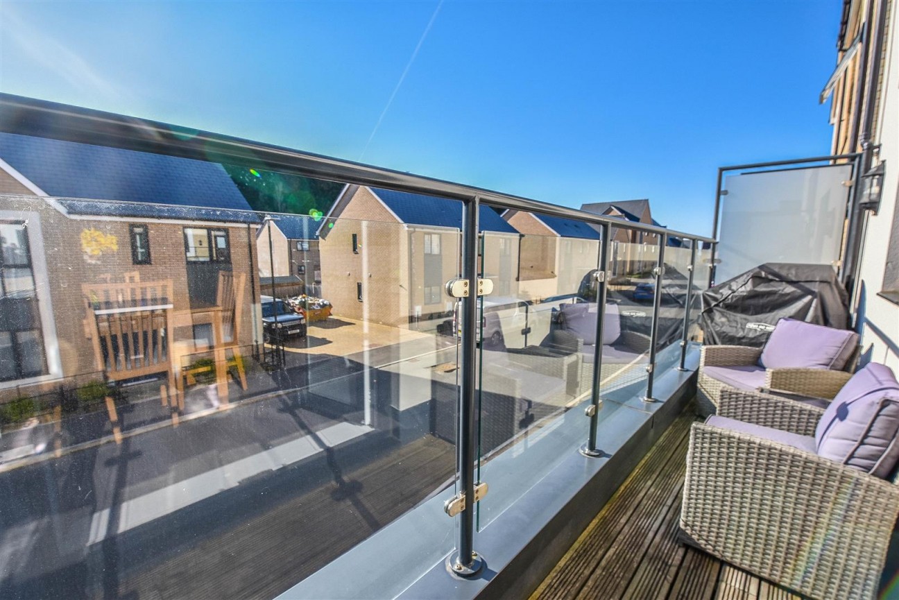Lister Road, Dursley