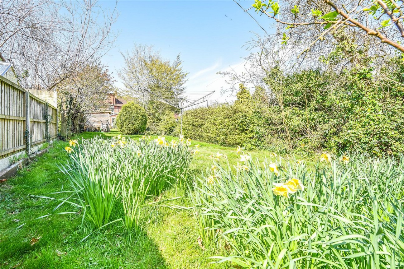 Woodfield Road, Dursley