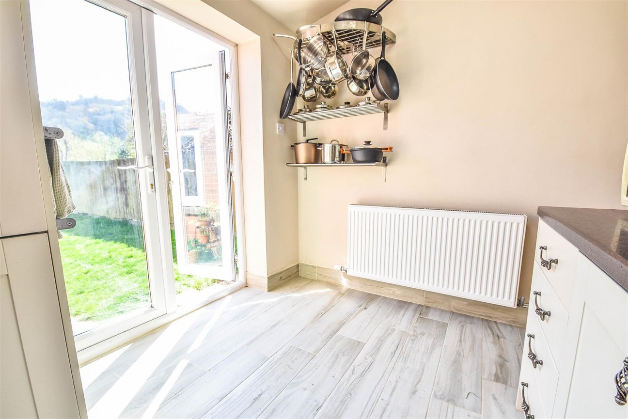 Woodfield Road, Dursley