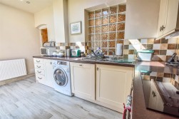 Woodfield Road, Dursley