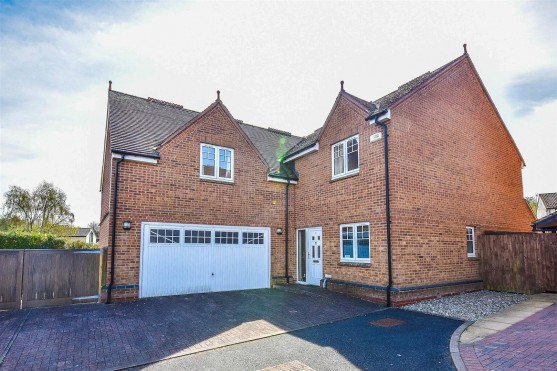 Riverside, Cam, Dursley