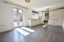 Brunel Road, Cam